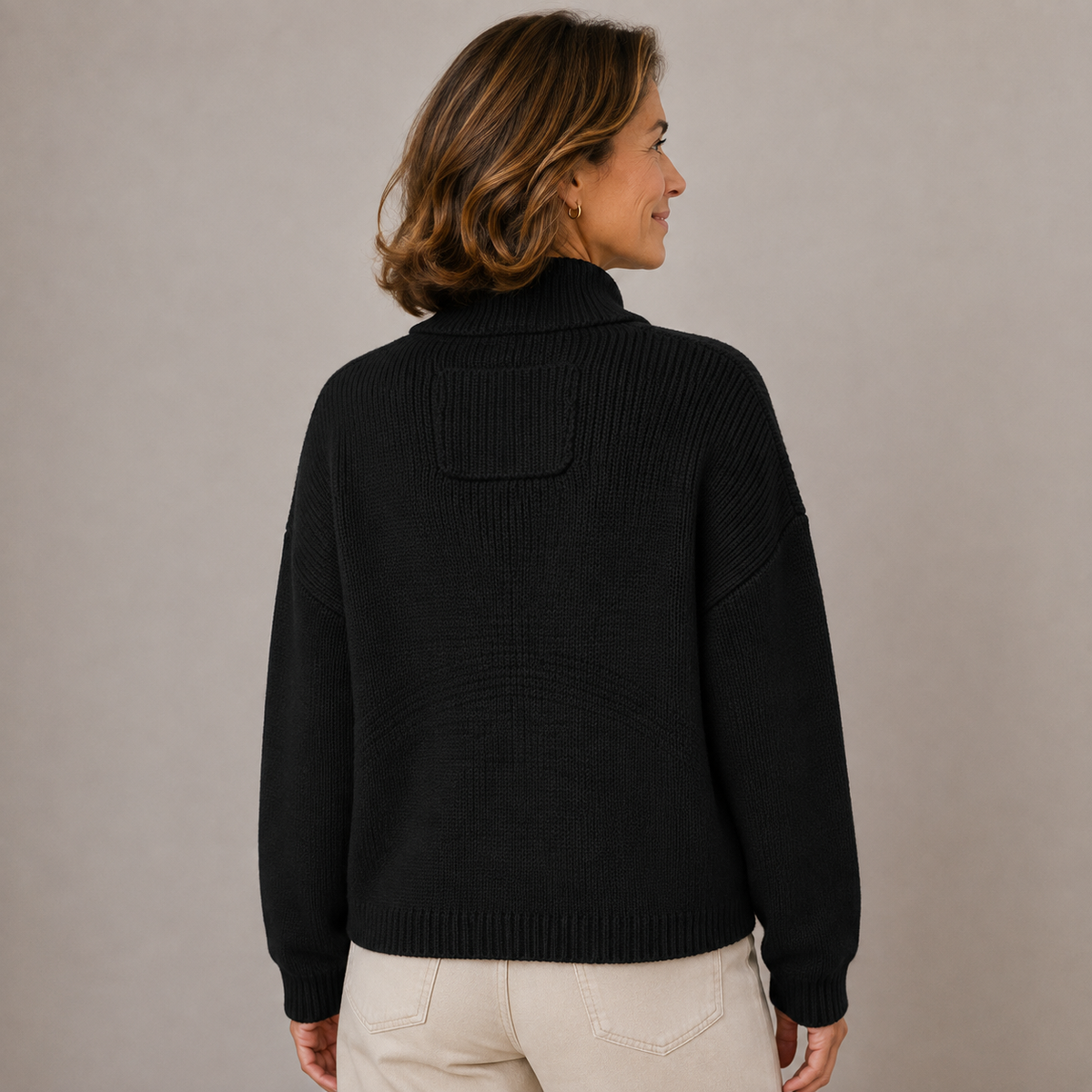Augusta™ Cárdigan con botones y cuello alto